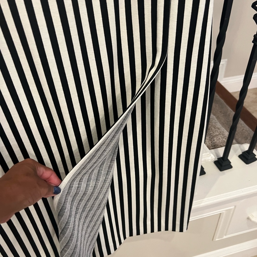 Ann Taylor Black and White Sheath Midi Dress - Picture 5 of 10